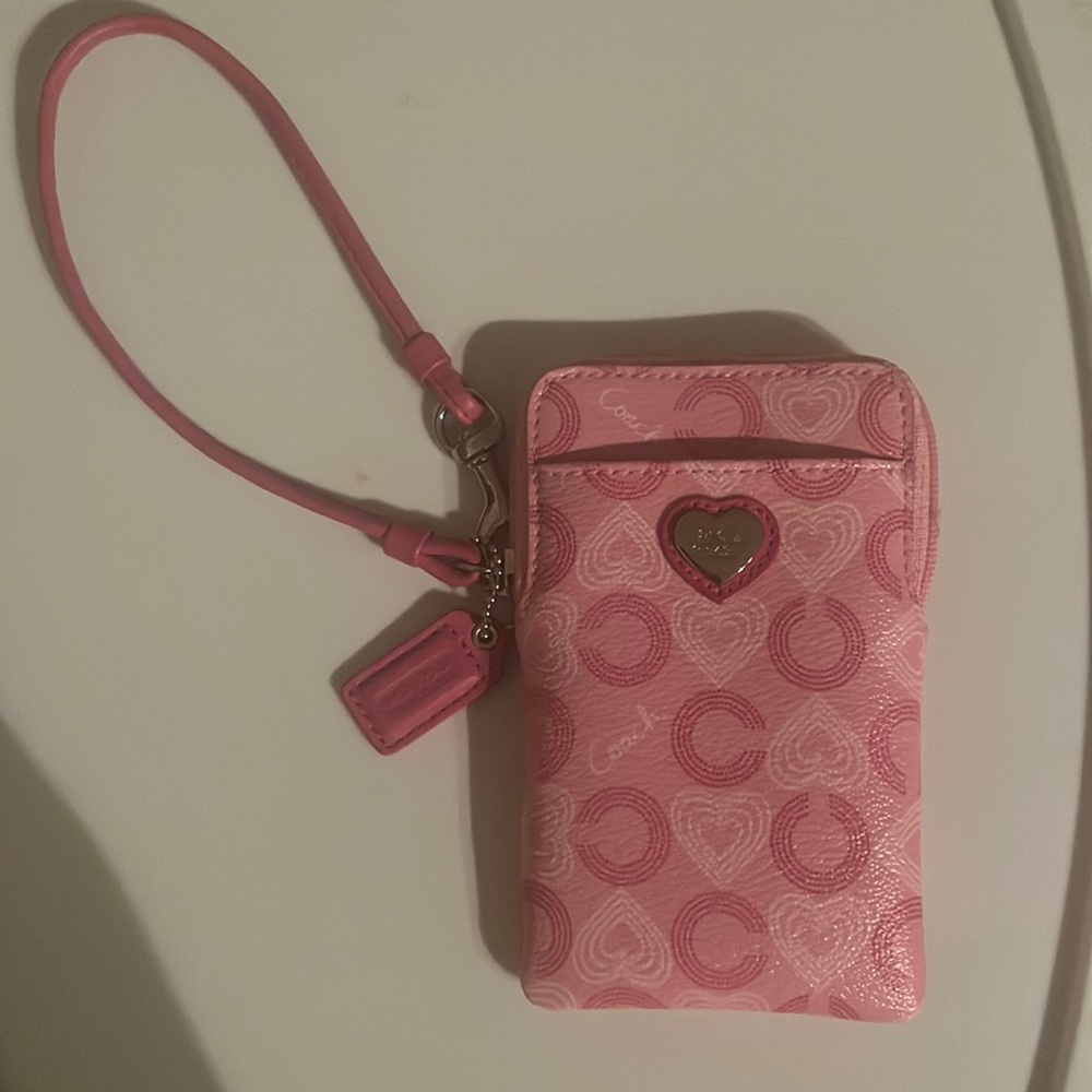 🎉LIKE NEW🎉 Pink Coach Wristlet Wallet